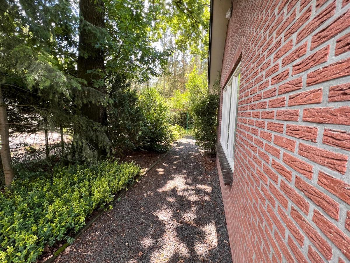 Apartamento Free Standing Vacation House Garden, Private Jacuzzi, Veluwe Woods Voorthuizen Exterior foto